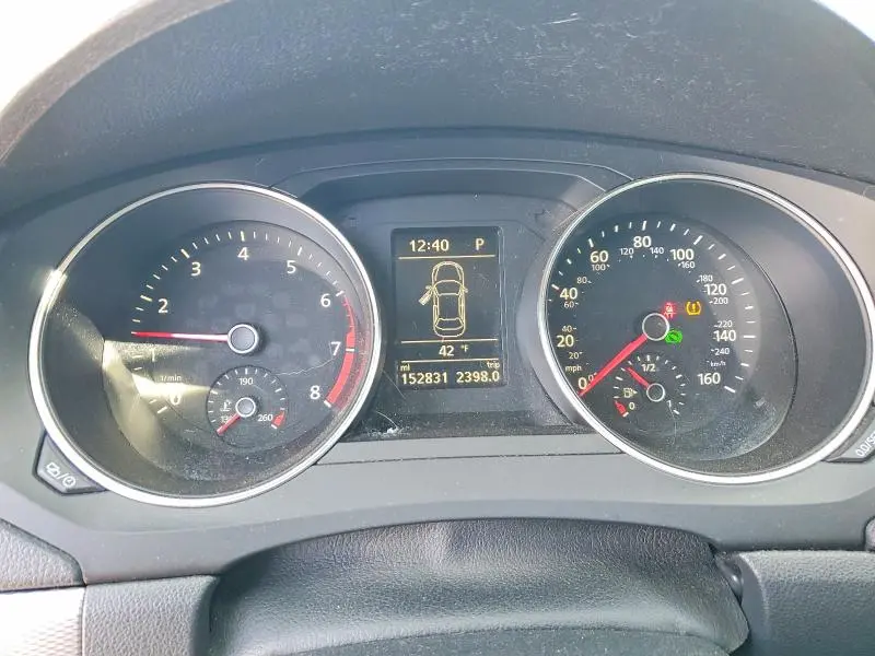 2017 VOLKSWAGEN JETTA SE  