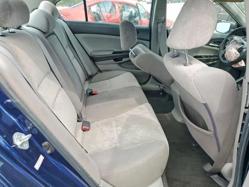 2010 HONDA ACCORD LX  