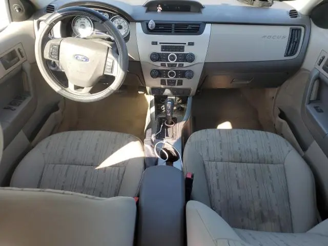2011 FORD FOCUS SE  