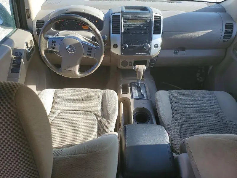 2011 NISSAN FRONTIER S  