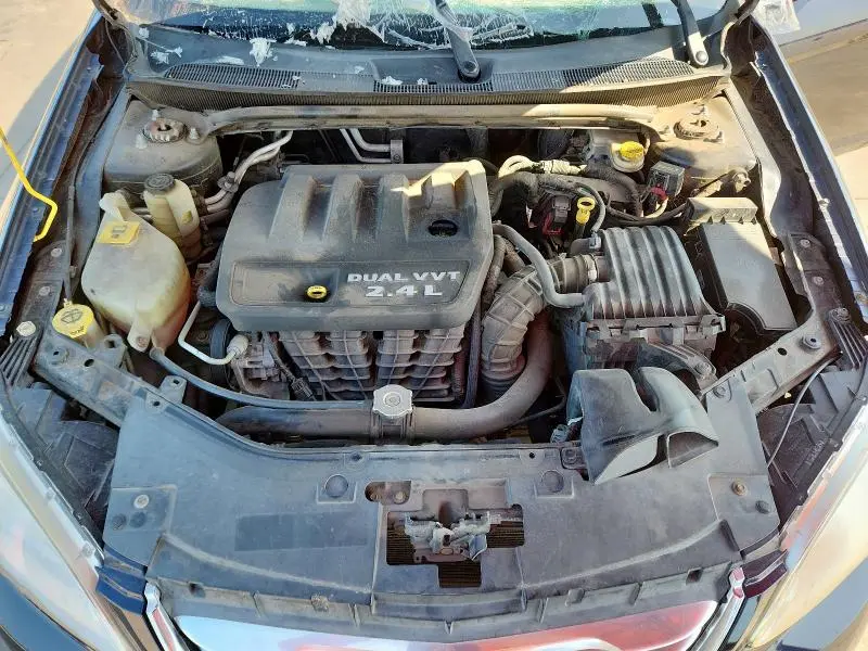 2012 CHRYSLER 200 LX  