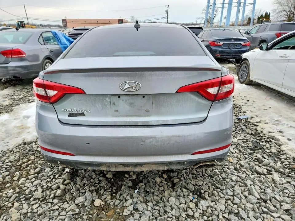 2015 HYUNDAI SONATA SE  