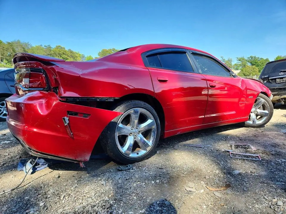 2013 DODGE CHARGER R  