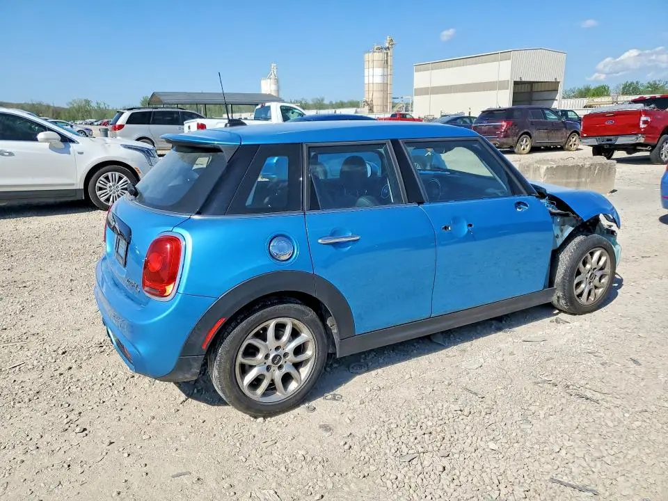 2016 MINI COOPER S  