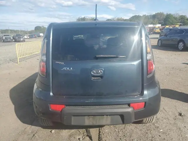 2011 KIA SOUL +  