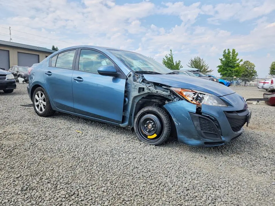 2010 MAZDA 3 I  