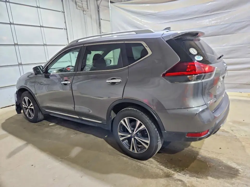 2018 NISSAN ROGUE SL  
