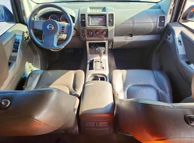 2012 NISSAN PATHFINDER S  