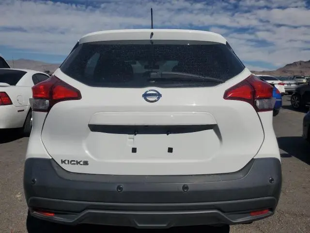 2020 NISSAN KICKS S  