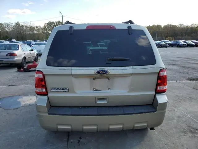 2010 FORD ESCAPE XLT  