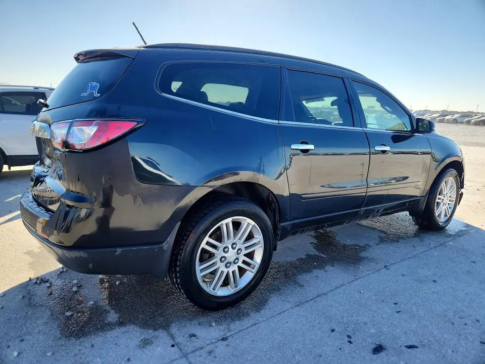 2015 CHEVROLET TRAVERSE LT  