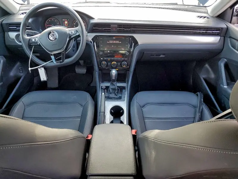 2021 VOLKSWAGEN PASSAT SE  