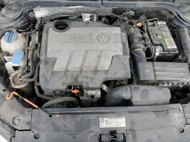 2011 VOLKSWAGEN JETTA TDI  