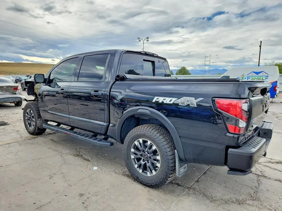 2021 NISSAN TITAN PRO-4X  