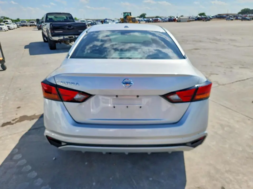 2020 NISSAN ALTIMA S  