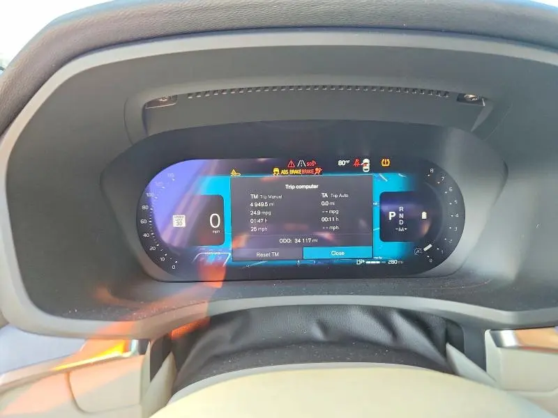 2023 VOLVO S60 CORE  