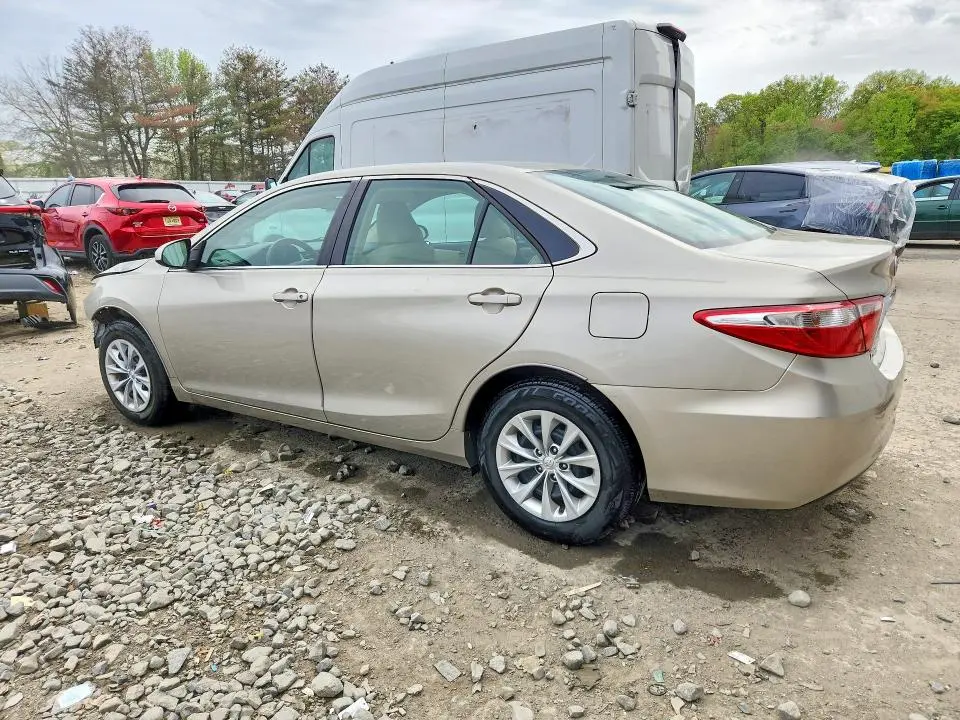 2017 TOYOTA CAMRY LE  