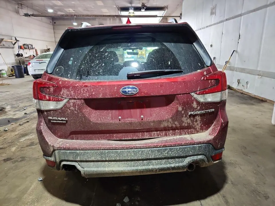 2021 SUBARU FORESTER LIMITED  