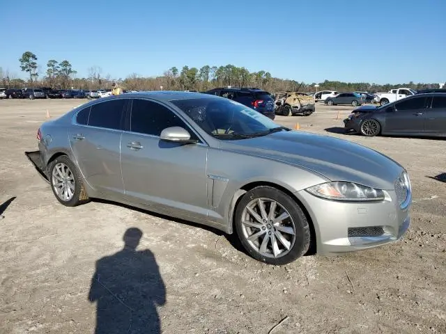 2013 JAGUAR XF 