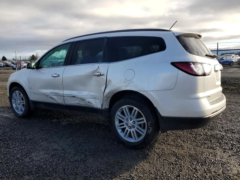 2015 CHEVROLET TRAVERSE LT  