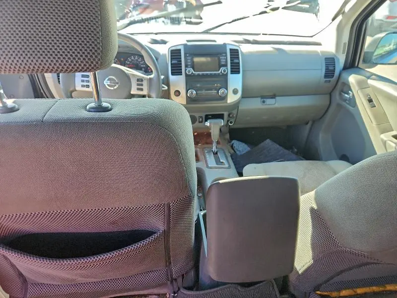 2017 NISSAN FRONTIER S  