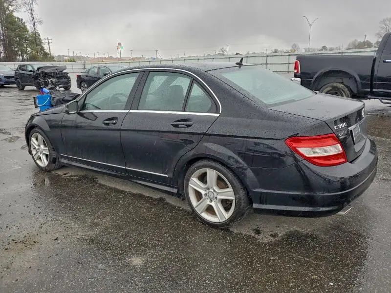 2011 MERCEDES-BENZ C 300  