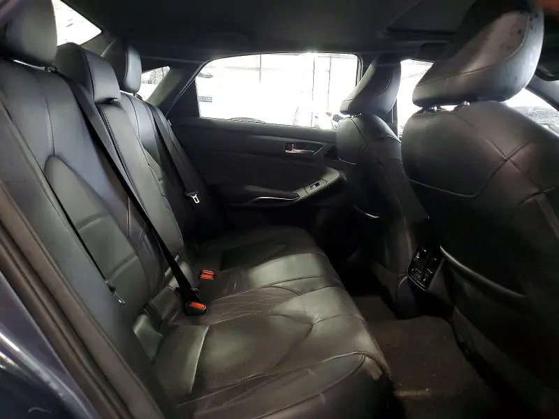 2022 TOYOTA AVALON LIMITED  