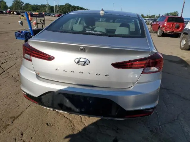 2020 HYUNDAI ELANTRA SEL  