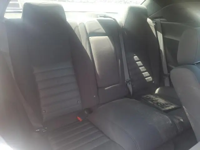 2010 DODGE CHALLENGER SE  