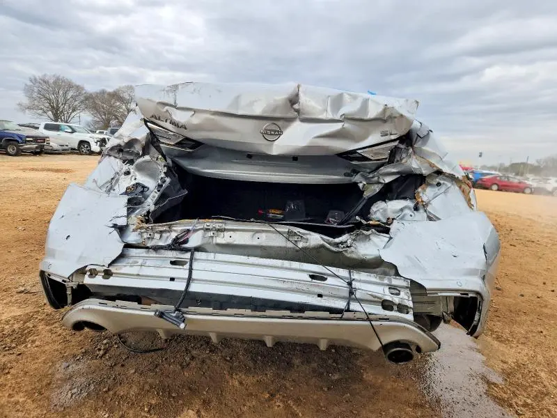 2024 NISSAN ALTIMA SL  