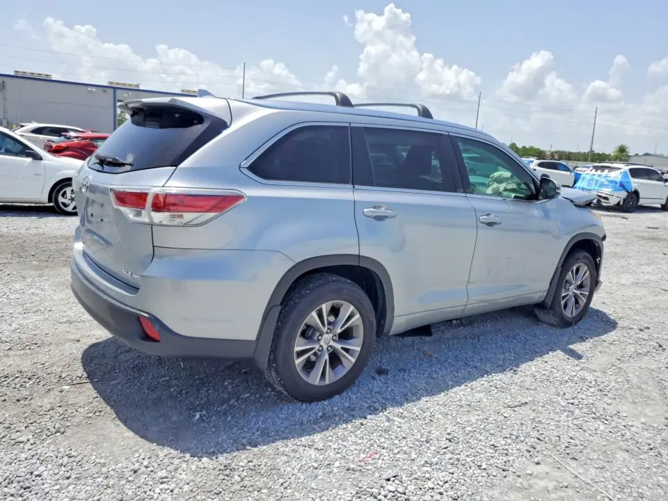 2014 TOYOTA HIGHLANDER XLE  