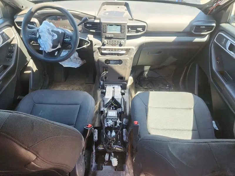 2023 FORD EXPLORER BASE  
