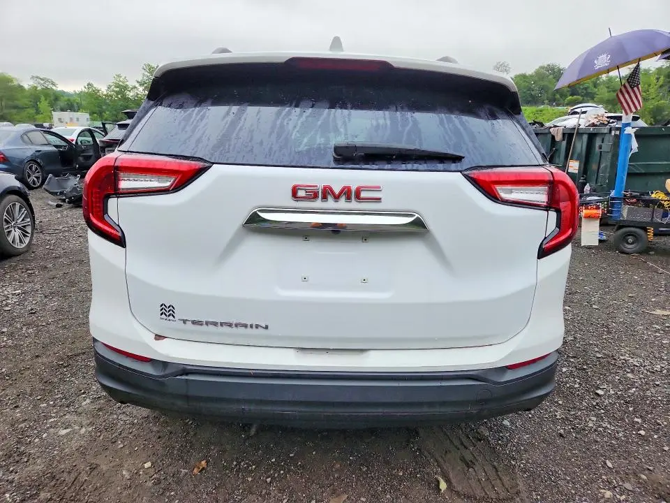 2023 GMC TERRAIN SLE  