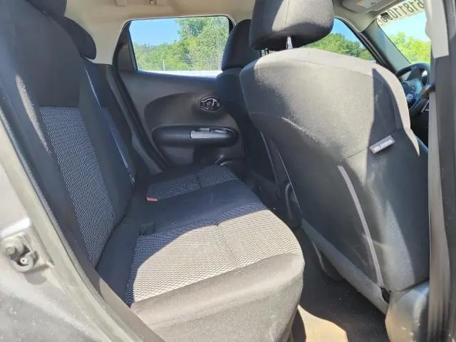2017 NISSAN JUKE S