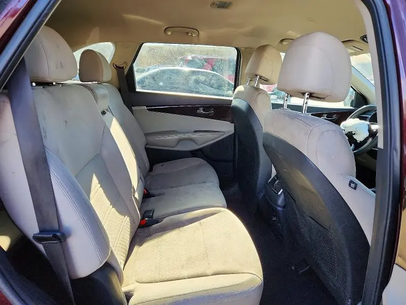 2017 KIA SORENTO LX V6  