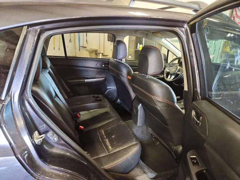 2016 SUBARU CROSSTREK LIMITED  
