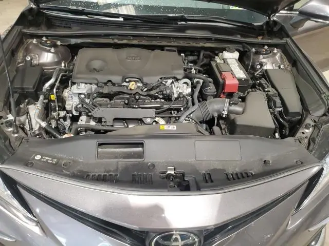 2024 TOYOTA CAMRY XLE  