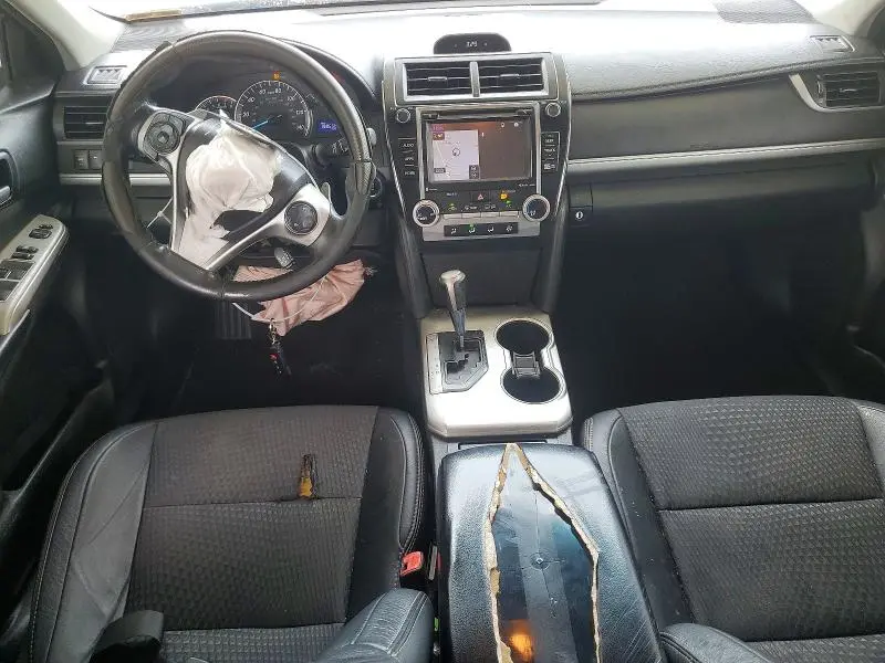 2014 TOYOTA CAMRY SE  