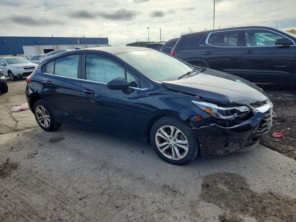 2019 CHEVROLET CRUZE LT  