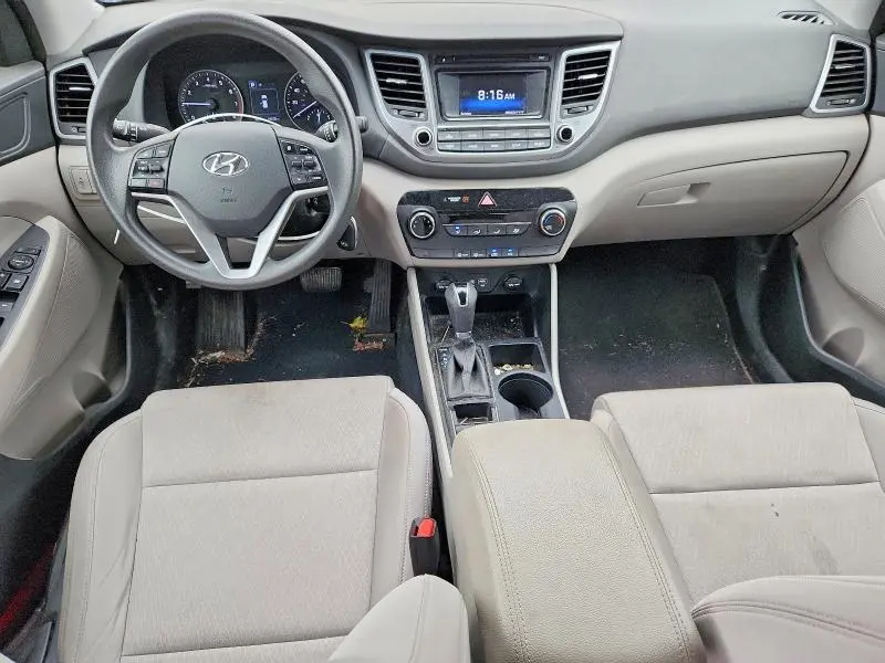 2018 HYUNDAI TUCSON SE  
