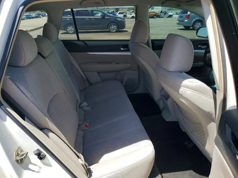 2013 SUBARU OUTBACK 2.5I PREMIUM  