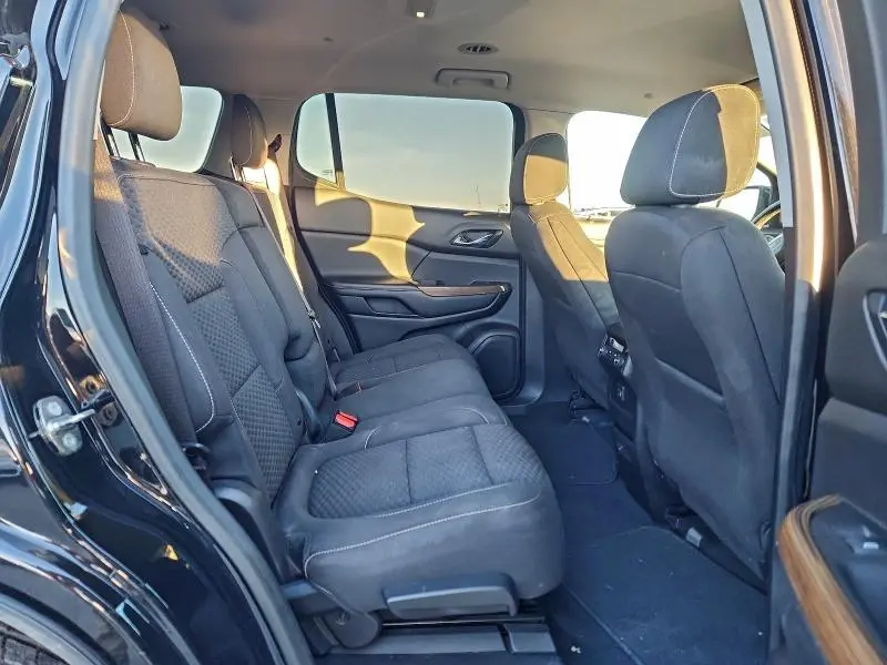 2019 GMC ACADIA SLE  