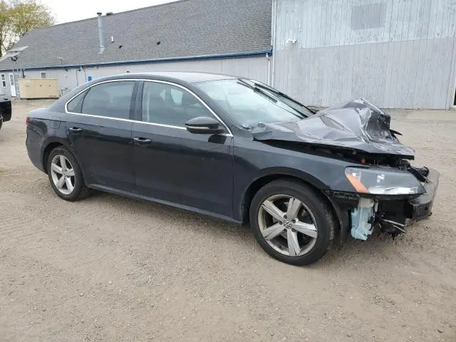 2012 VOLKSWAGEN PASSAT SE  