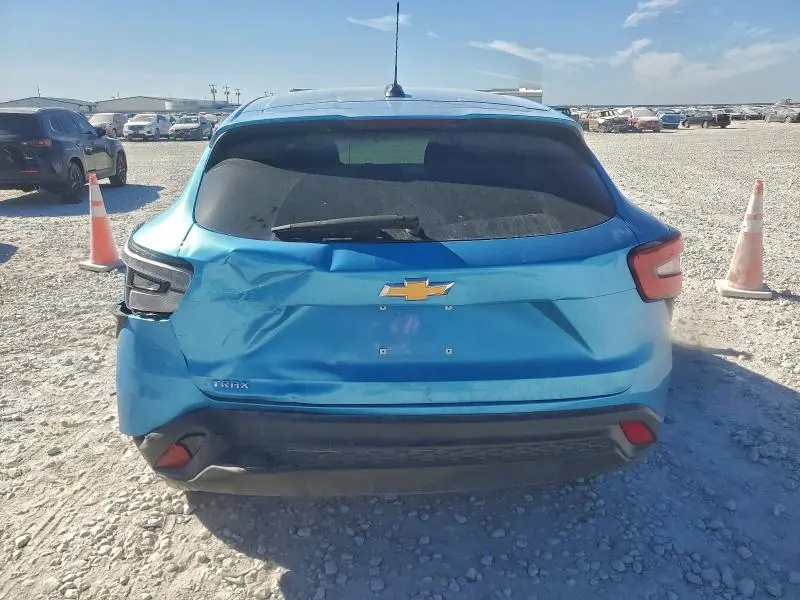 2025 CHEVROLET TRAX LS  