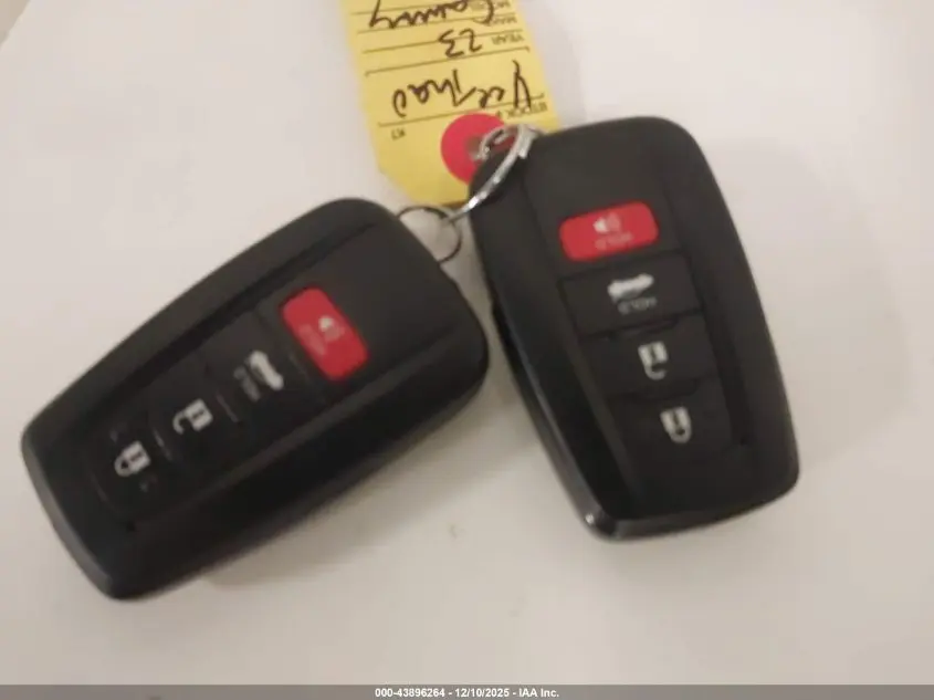 2023 TOYOTA CAMRY SE NIGHTSHADE EDITION HYBRID