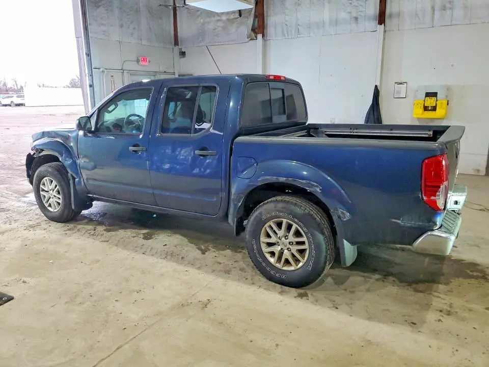 2015 NISSAN FRONTIER S  