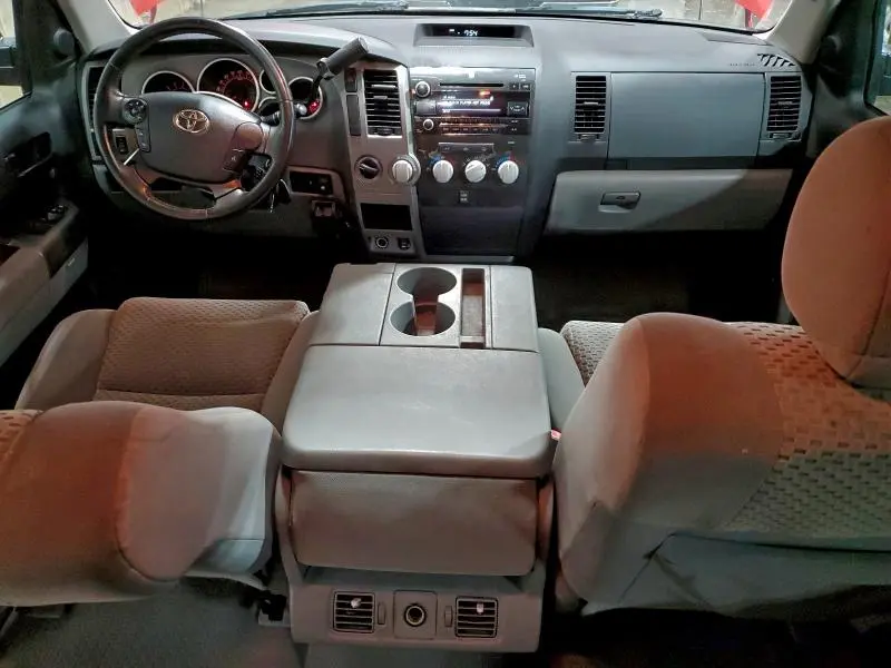2011 TOYOTA TUNDRA CREWMAX SR5  