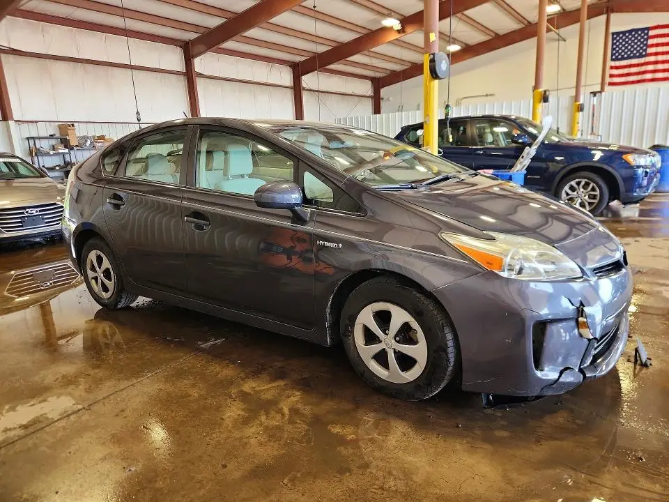 2012 TOYOTA PRIUS THREE  