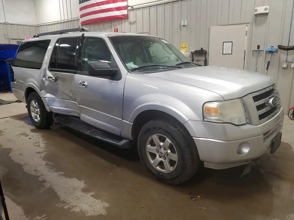 2010 FORD EXPEDITION EL XLT  