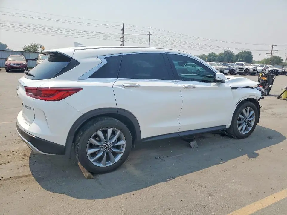 2022 INFINITI QX50 PURE  